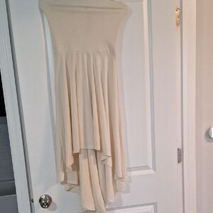 Cream Women's Dress. L Front 28", L Back 42".  PtP 12" But It Streches More.